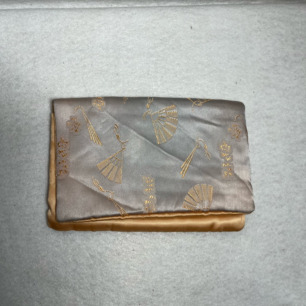 Vintage Silky Jewelry Case